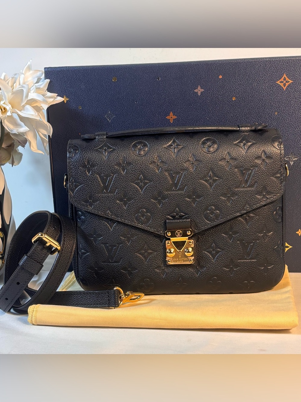 Louis Vuitton Métis Empreinte Noir